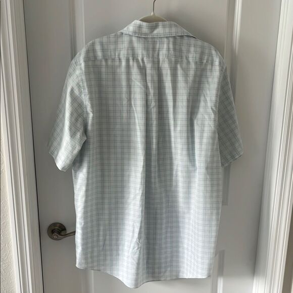 Brooks Brothers Blue Casual Button Down Shirt Lightweight Cotton NWOT - Picture 7 of 8